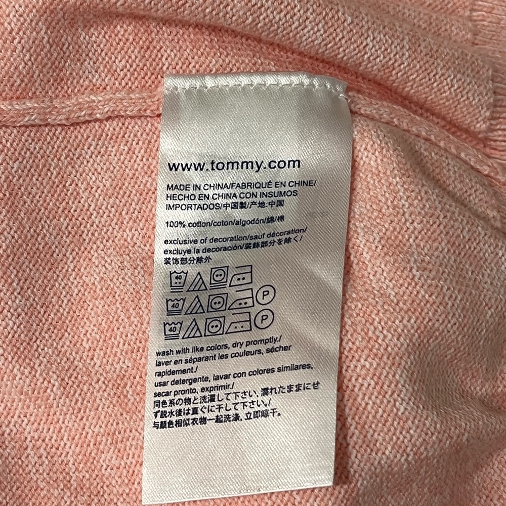 Tommy Hilfiger Men’s Essential Long Sleeve Cotton V-Neck Pullover Sweater - Picture 5 of 13